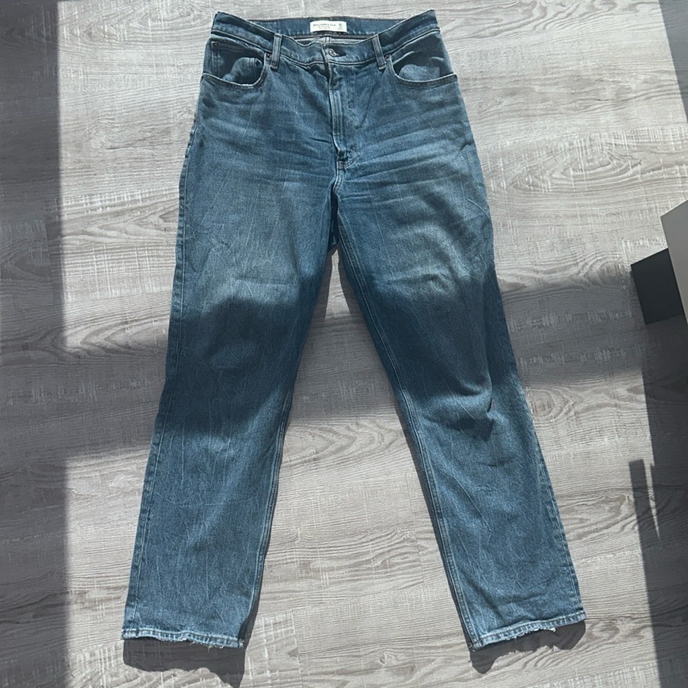 Abercrombie 90s straight ultra high rise jeans